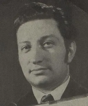 Валерий Азов