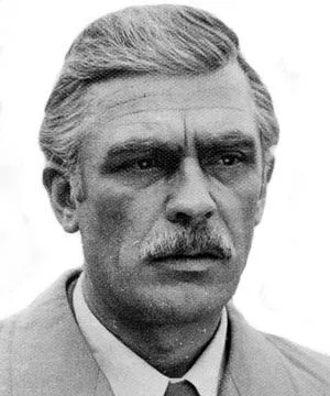 Валентин Белохвостик