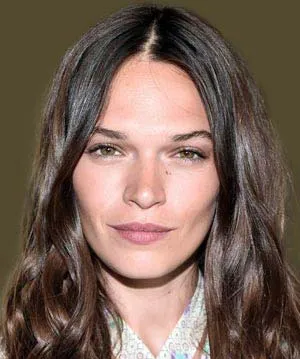 Анна Брюстер (Anna Brewster)