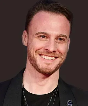 Керем Бюрсин (Kerem Bürsin)