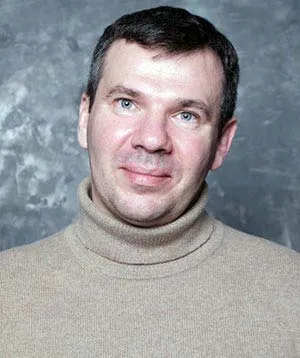 Максим Важов