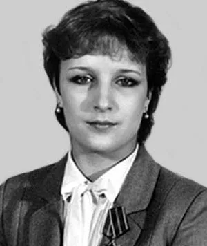 Елена Валова