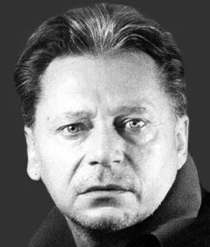 Олег Исаев