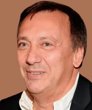 Александр Иратов