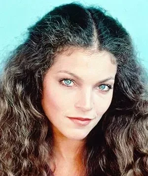 Эми Ирвинг (Amy Irving)