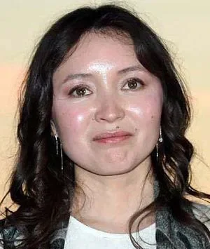 Самал Еслямова