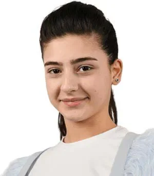 Анна Авазнели