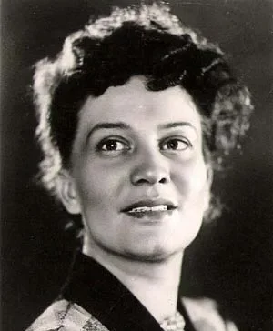 Нина Алисова