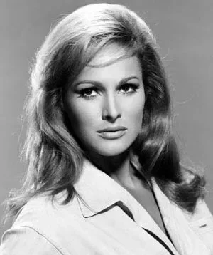 Урсула Андресс (Ursula Andress)