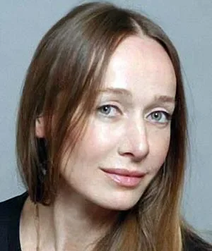 Лариса Богословская