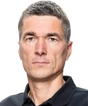 Виктор Булатов