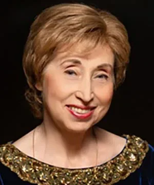 Алла Догадова