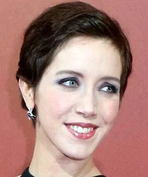 Сара Жиродо (Sara Giraudeau)