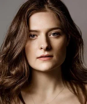Луиза Джейкобсон (Louisa Jacobson)