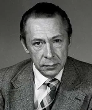 Олег Ефремов