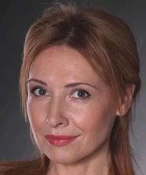 Елена Данова