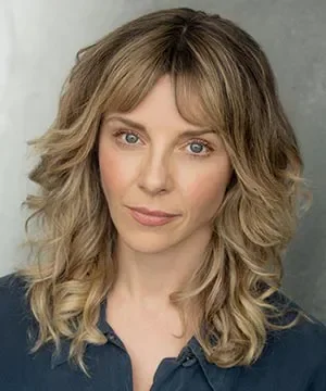 София Ди Мартино (Sophia Di Martino)