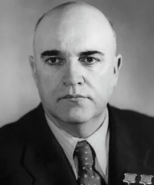Авраамий Завенягин